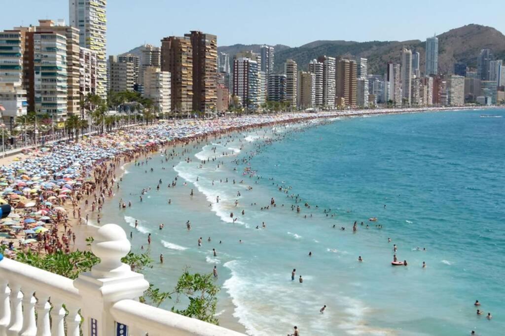 Apartamento Playa Levante 貝尼多姆 外观 照片